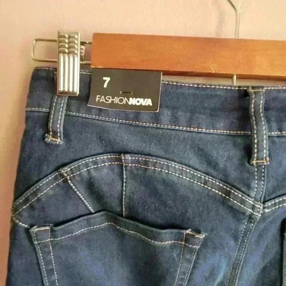 Brand New! FASHIONNOVA Women's Skinny Jeans Dark Blue Size 7 Pockets Mid Rise - Picture 7 of 7